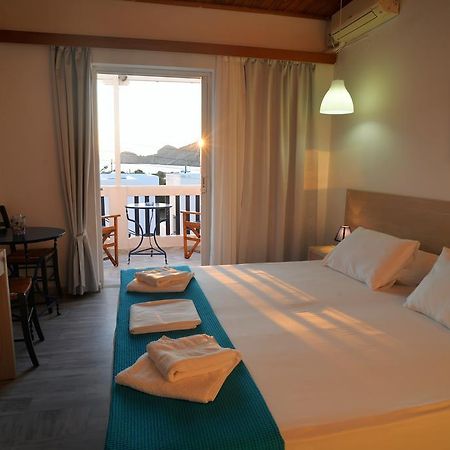 Stefos Rooms Galissas Ngoại thất bức ảnh
